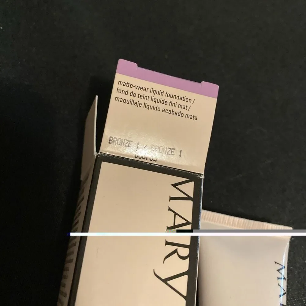 Mary Kay Timewise Matte Wear Foundation Bronze 1